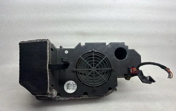 Audi A6 Allroad C6 Subwoofer speaker 4B9035382