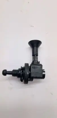 Headlight level adjustment motor