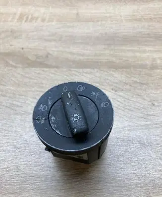 Volkswagen Golf V Light switch 1K0941431A