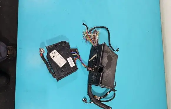 Ford Escape III Fuse box set AV6T-14A142-AB IMPRK1416394