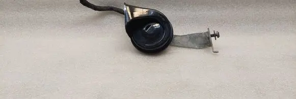 Audi Q3 F3 Horn signal 80A951223