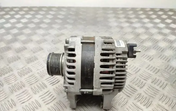 Renault Kadjar Generator/alternator 231003784R