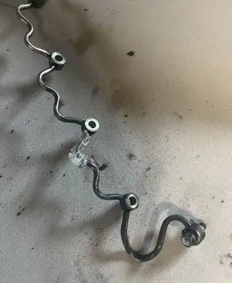 Toyota Avensis T220 Fuel return line/hose 