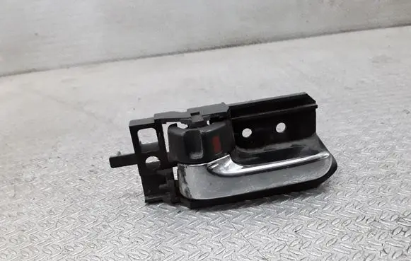 Toyota Avensis T250 Front door interior handle