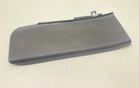 Volkswagen Touran II Foot rest pad/dead pedal 1T1864777