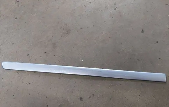 Opel Meriva A Front door trim (molding) 93318772