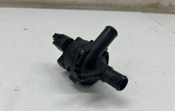 Mercedes-Benz SLC R172 Electric auxiliary coolant/water pump