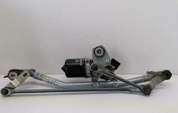 Citroen C3 Front wiper linkage and motor 53630147