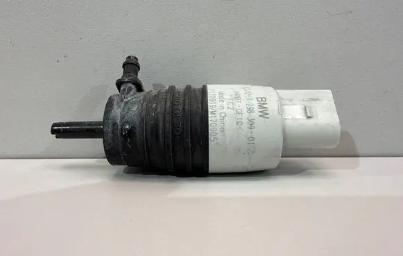 BMW 1 F20 F21 Windscreen/windshield washer pump 7298309
