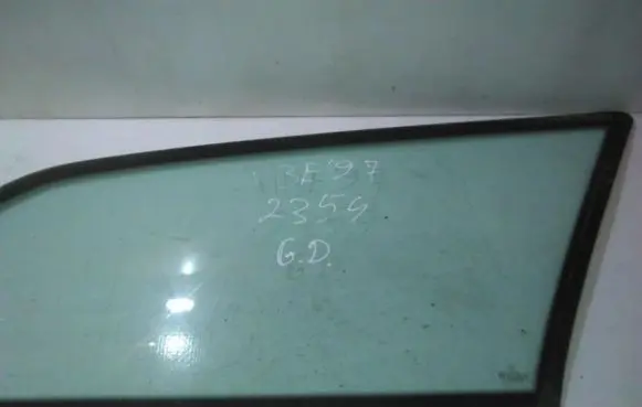 Mercedes-Benz E W210 Rear side window