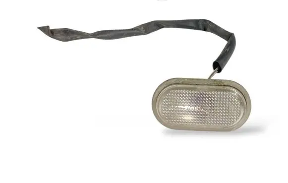Renault Master II Front fender indicator light 8200194580