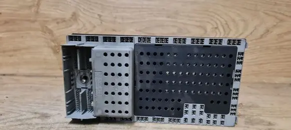 Volvo V70 Comfort/convenience module 8645716 8676284