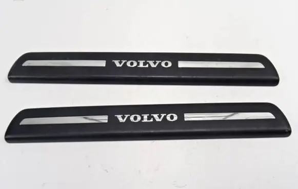Volvo V50 Foot area side trim V01V0