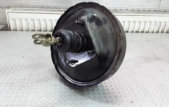 Mitsubishi Space Star Brake booster