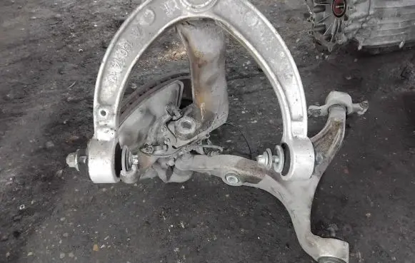 Mercedes-Benz ML W166 Front wheel hub spindle knuckle