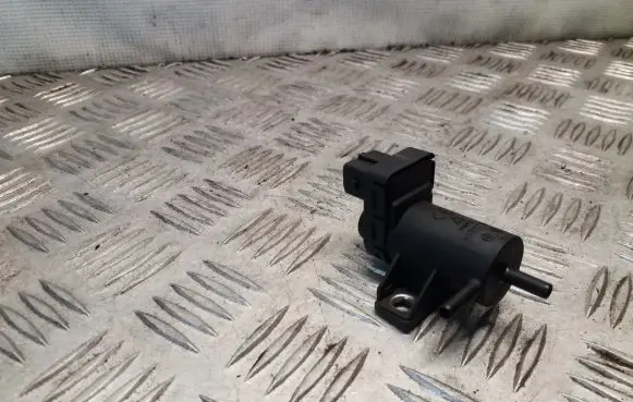 Opel Movano B Turbo solenoid valve 8200762162