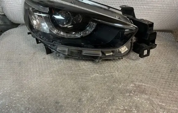 Mazda CX-5 Headlight/headlamp KD3151030 W0462R