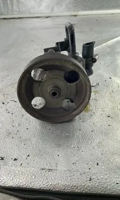 Citroen C5 Power steering pump