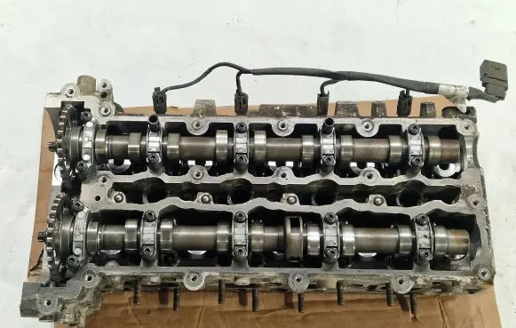 Mercedes-Benz Sprinter W906 Engine head R651018 A6510520001