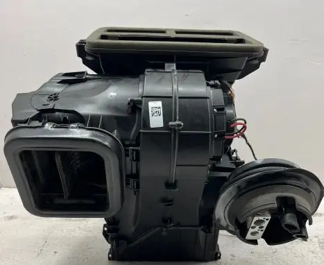 BMW 2 F46 Interior heater climate box assembly 9383118