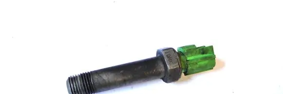 Land Rover Discovery 3 - LR3 Oil pressure sensor 4R8Q9278AB