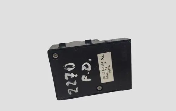 Opel Insignia A Seat control switch 13285104