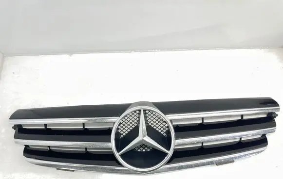 Mercedes-Benz CLK A209 C209 Front grill A2098800123