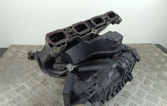 Mitsubishi Outlander Intake manifold