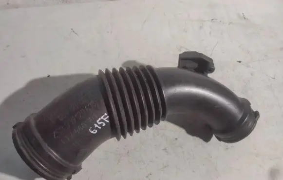 Audi A5 8T 8F Air intake hose/pipe 059129627L 059129615F 446301