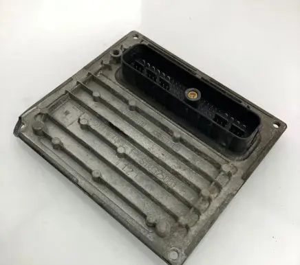 Ford Fiesta Engine control unit/module 4S6112A650EA S118107012A 6AZA