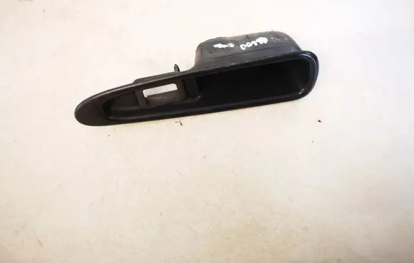 Volvo S40, V40 Front door window switch trim 883327 883329