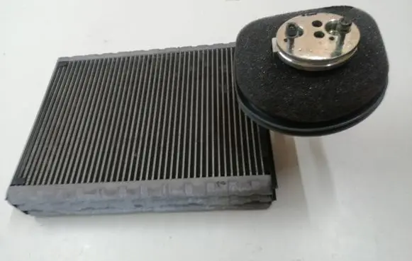 BMW 5 F10 F11 Air conditioning (A/C) radiator (interior) U7589002 72882