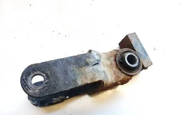 Peugeot 508 Engine mount bracket 4A000780M