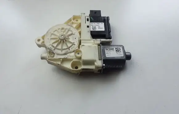 Alfa Romeo Giulia Front door window regulator motor C59650102