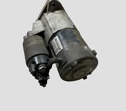 Renault Scenic II - Grand scenic II Starter motor M000T87881 8200306595