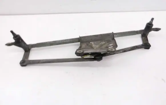Peugeot 406 Front wiper linkage 