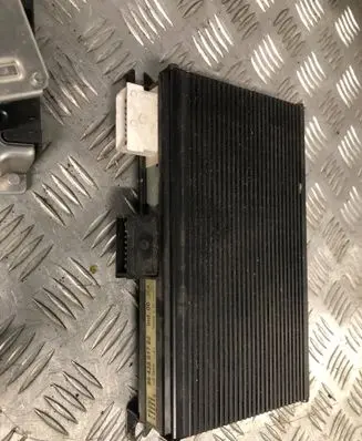 Citroen C5 Sound amplifier 9643591780