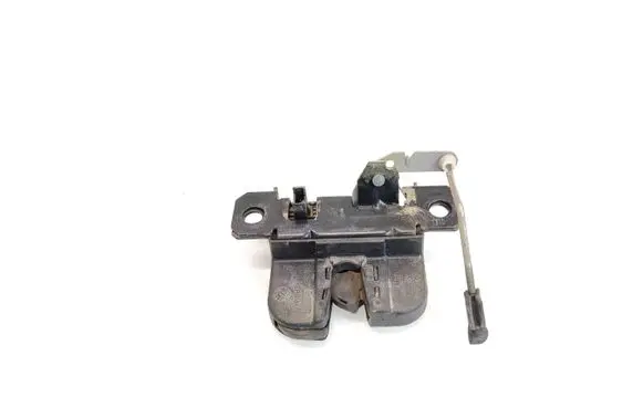 Volkswagen Caddy Tailgate/trunk/boot lock/catch/latch 2K0827505F