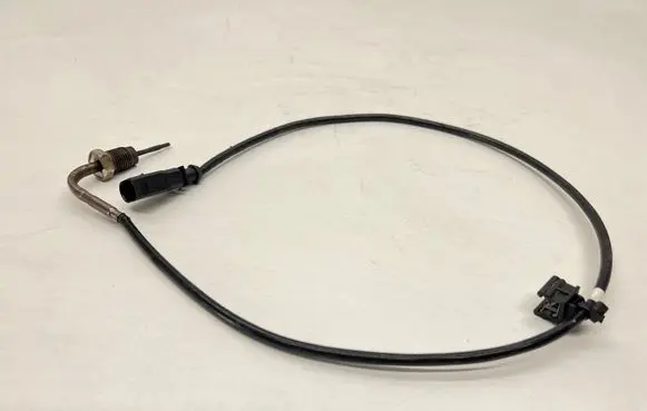 Audi A5 Exhaust gas temperature sensor 05L906088