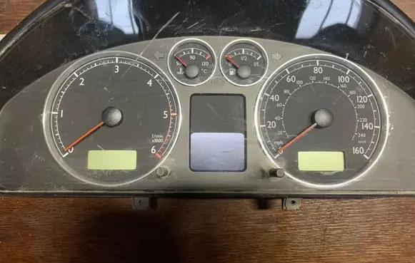 Volkswagen Sharan Speedometer (instrument cluster) 7M3920920H 1001030448 YM2110849AC