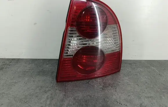 Volkswagen PASSAT B5.5 Rear/tail lights 3B5945096AE