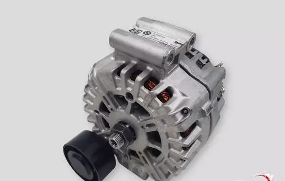 BMW 7 G11 G12 Generator/alternator 7540743