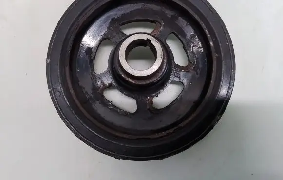 Mercedes-Benz E W211 Crankshaft pulley A6110300303