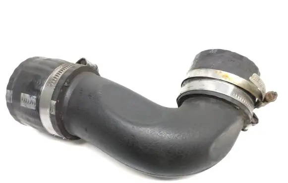 Volvo XC70 Intercooler hose/pipe 30751920 BT7RA