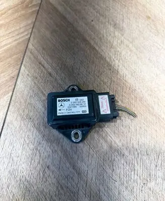 Mercedes-Benz E W211 ESP acceleration yaw rate sensor 0265005246 0021069 A0025426618