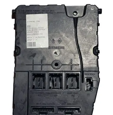 Renault Megane II Engine control unit/module 8200433200