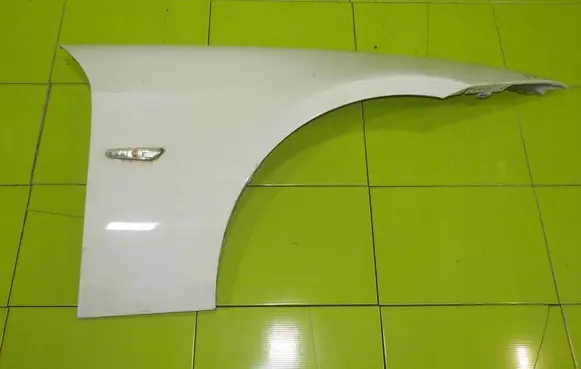 BMW 3 E90 E91 Fender PRZOD MP101
