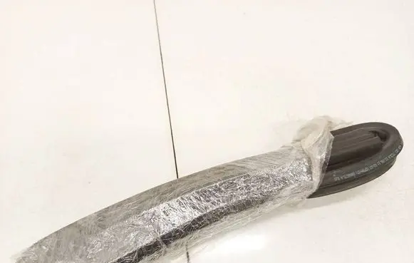 Audi A7 S7 4G Trunk rubber seal (body) 4G8823723A