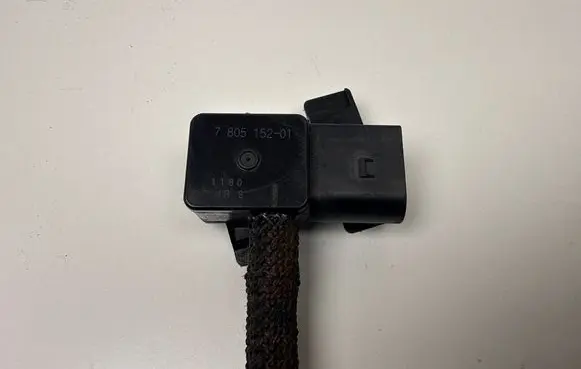 BMW 1 F20 F21 Exhaust gas pressure sensor 7805152