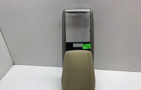 Lexus RX 450H Armrest 5884448100 5882248110